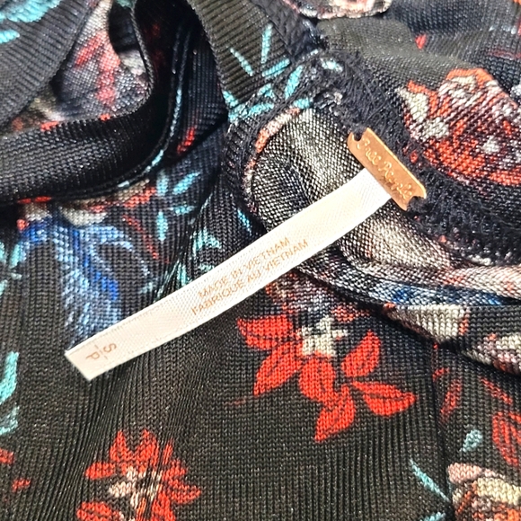 Free People Blouse Black Floral Dock Street Comb Ruffle Women's Small Shirt Top - Picture 11 of 13